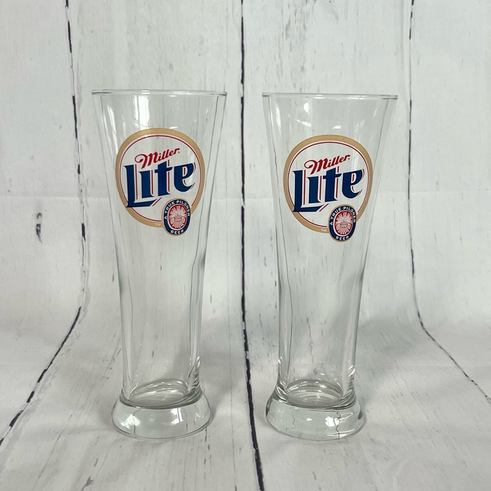 Set of 2 Miller Lite "A True Pilsner Beer" Tall Glasses